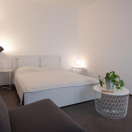 Art & Design On The Corner - Via Savona Milan Apartment Exterior photo