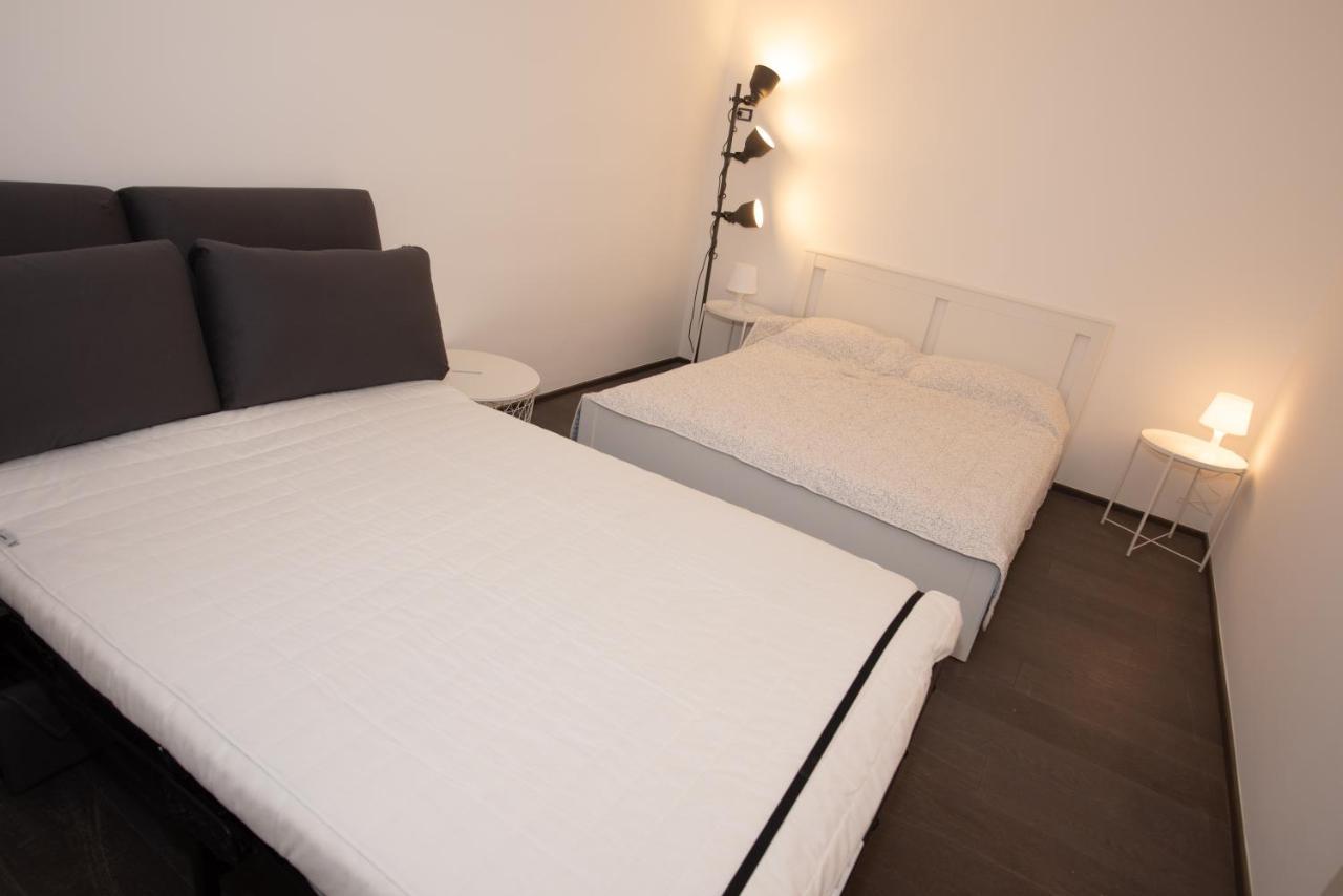 Art & Design On The Corner - Via Savona Milan Apartment Exterior photo